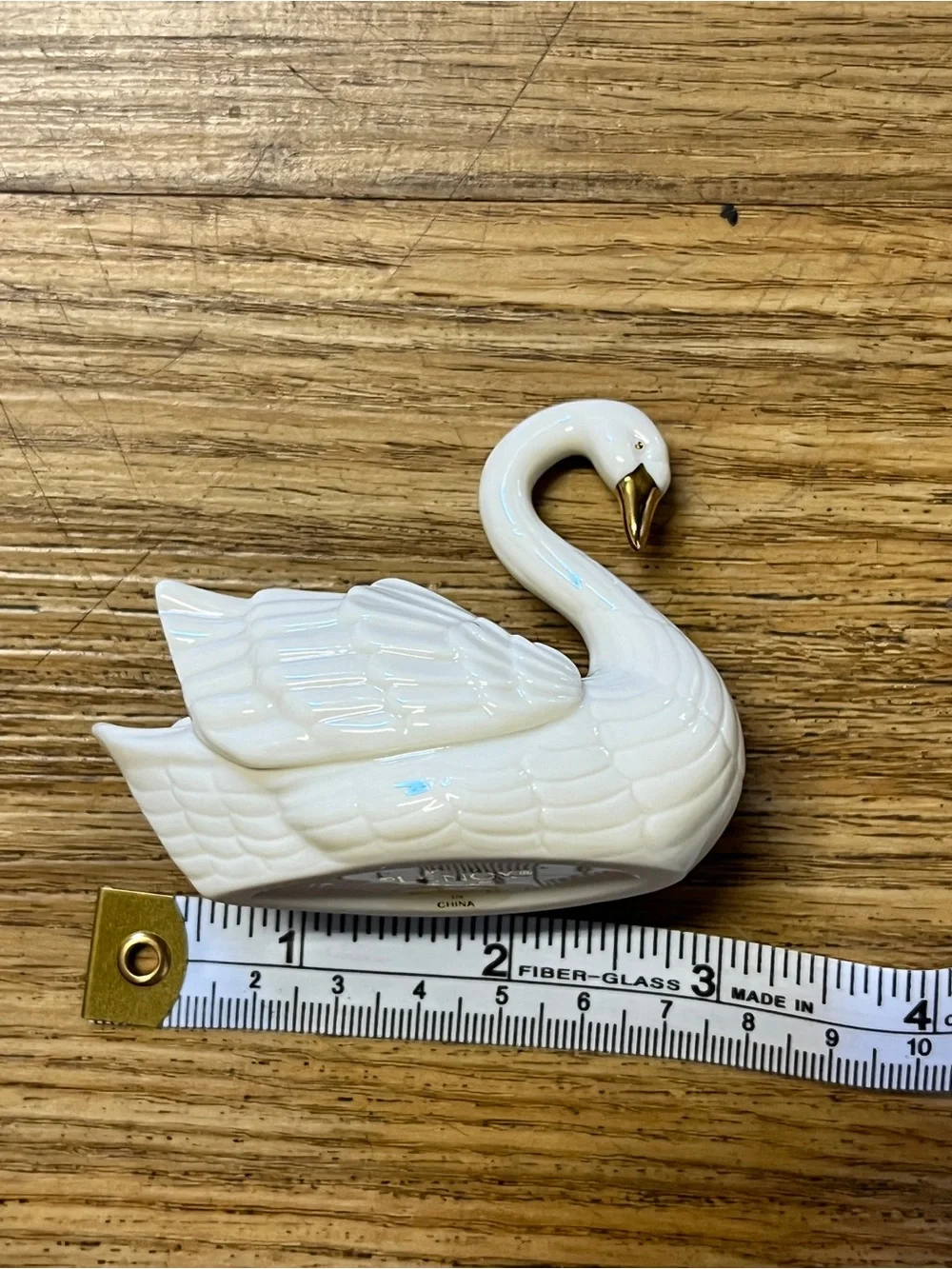 Vintage Lenox Swan Figurine 24K Gold Accents Place Card Holder/Cake Topper